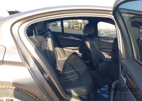 2019 BMW 530I xDrive z USA, uszkodzony, nr VIN WBAJA7C59KG910660